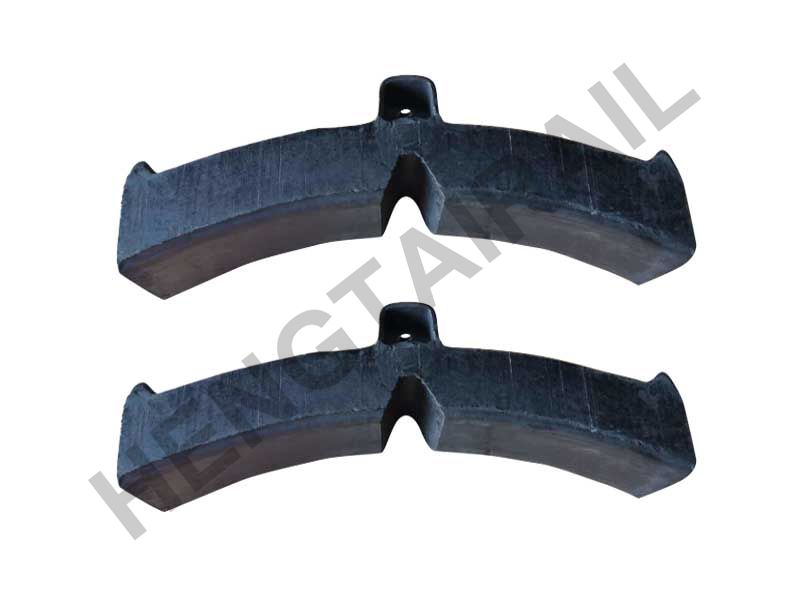 Railay locomotive low friction composition brake shoes 